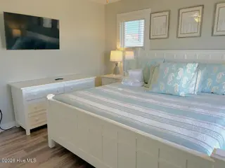 209 W Beach Drive, Oak Island, NC 28465 – photo 24: 209 W Beach Drive 29