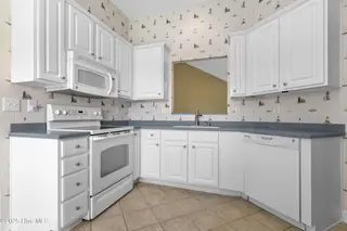 12 Calabash Lakes Boulevard, Carolina Shores, NC 28467 – photo 12: Kitchen