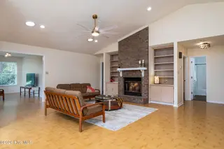 1309 Pelican Drive, New Bern, NC 28560 — 3-bedroom home in Fairfield Harbour, New Bern, NC, photo 11 of 51: 1309 Pelican Drive, New Bern, NC