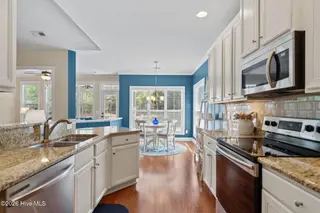 8256 Ibis Point NE, Leland, NC 28451 — 4-bedroom home in Compass Pointe, Leland, NC, photo 9 of 75: 40-web-or-mls-DSC07011