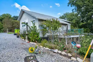 512 W Nash Street, Spring Hope, NC 27882 – photo 13: 036-512WestNashStreet-SpringHope-NC-2788