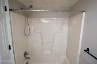 3315 Dortches Court, Greenville, NC 27834 – photo 15: 3315 Dortches Court Bathroom Shower 15