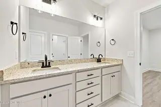 2020 Dartford Drive B, Greenville, NC 27834 – photo 22: 23-web-or-mls-BLS_0056_edit