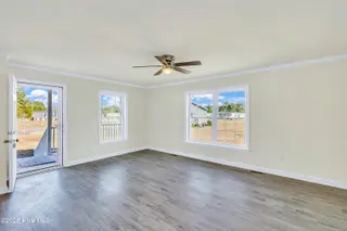 853 Yaupon Drive SW, Calabash, NC 28467 — 3-bedroom home in Clariday Estates, Calabash, NC, photo 5 of 22