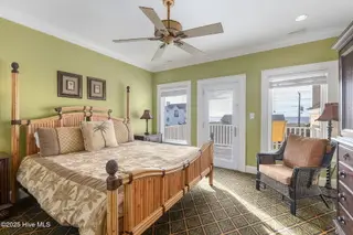 1010 Ocean Drive, Emerald Isle, NC 28594 – photo 23: 24-web-or-mls-chadwick-visuals-1010-ocea