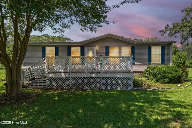 207 Betty Drive, Burgaw, NC 28425