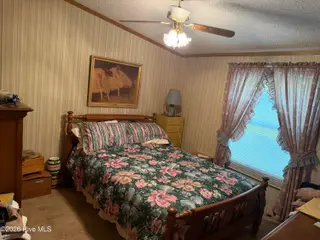 245 Lake Drive SW, Supply, NC 28462 — 3-bedroom manufactured home in Riverside, Supply, NC, photo 13 of 27