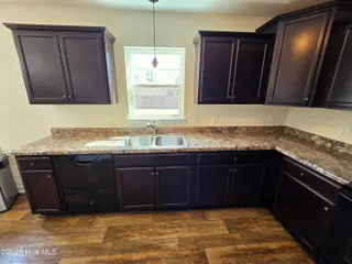 123 Sonia Drive, Hubert, NC 28539 — 3-bedroom home in Eastport, Hubert, NC, photo 22 of 75: Kitchen 5