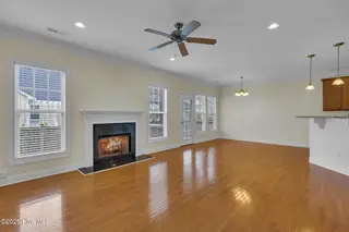 3918 Meeting Place Lane, Southport, NC 28461 — 4-bedroom home in Arbor Creek, Southport, NC, photo 9 of 57: 3918 Meeting Pl-43