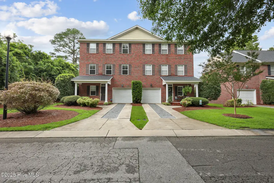 134 S 29th Street, Wilmington, NC 28403 – photo 1 of 33: 1_img_4159