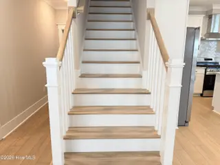112 Flat Clam Drive, Wilmington, NC 28401 – photo 3: Hardwood Treads