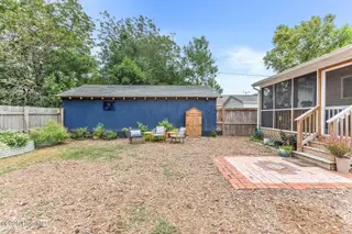 2105 Gibson Avenue, Wilmington, NC 28403 — 3-bedroom home in Carolina Place, Wilmington, NC, photo 21 of 26: 024_2105_gibson_avenue-24_622
