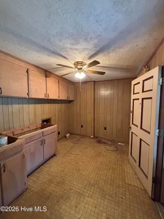 112 Gainey Drive, Goldsboro, NC 27530 — 3-bedroom home, Goldsboro, NC, photo 5 of 16: IMG_0940