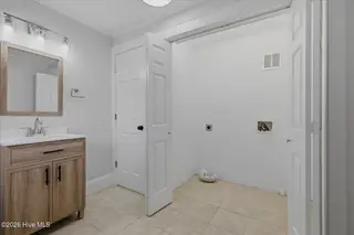 2307 Princess Place Drive, Wilmington, NC 28405 – photo 15: 20-IMG_2426