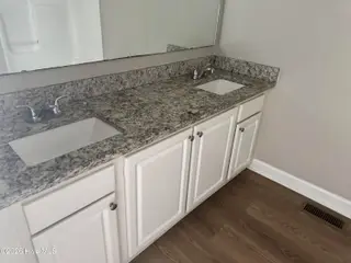 2502 Bluff View Court A, Greenville, NC 27834 – photo 18: IMG_2054
