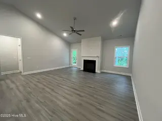 1222 Mandevilla Drive SE, Bolivia, NC 28422 – photo 20: living Room