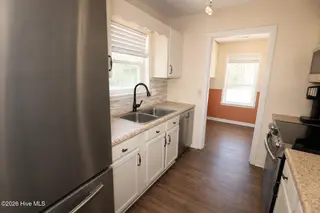 1010 Haymarket Lane, Wilmington, NC 28412 — 3-bedroom home in Echo East, Wilmington, NC, photo 8 of 61