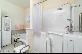 106 Bimini Court, Havelock, NC 28532 – photo 23: Safe Step Bath