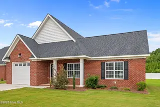 3003 Somerset Court, Tarboro, NC 27886 – photo 6: Front of the House
