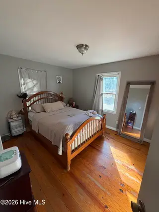 2662 E Nc 102 E, Ayden, NC 28513 — 2-bedroom home, Ayden, NC, photo 11 of 11: IMG_7550