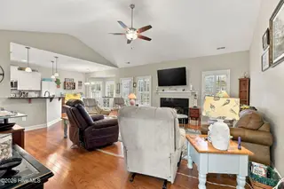 203 Coldwater Drive, Swansboro, NC 28584 — 3-bedroom home in Coldwater Creek, Swansboro, NC, photo 8 of 49: 20-web-or-mls-IMG_4156