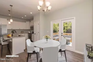 705 E Battle Avenue, Tarboro, NC 27886 – photo 10: Dining 01