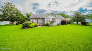 850 Meadow Lane SW, Calabash, NC 28467 — 3-bedroom home in Carolina Cove, Calabash, NC, photo 7 of 28