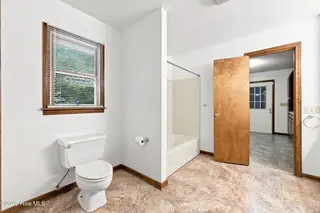 1113 Riverside Avenue, Elizabeth City, NC 27909 – photo 21: Hall Bath