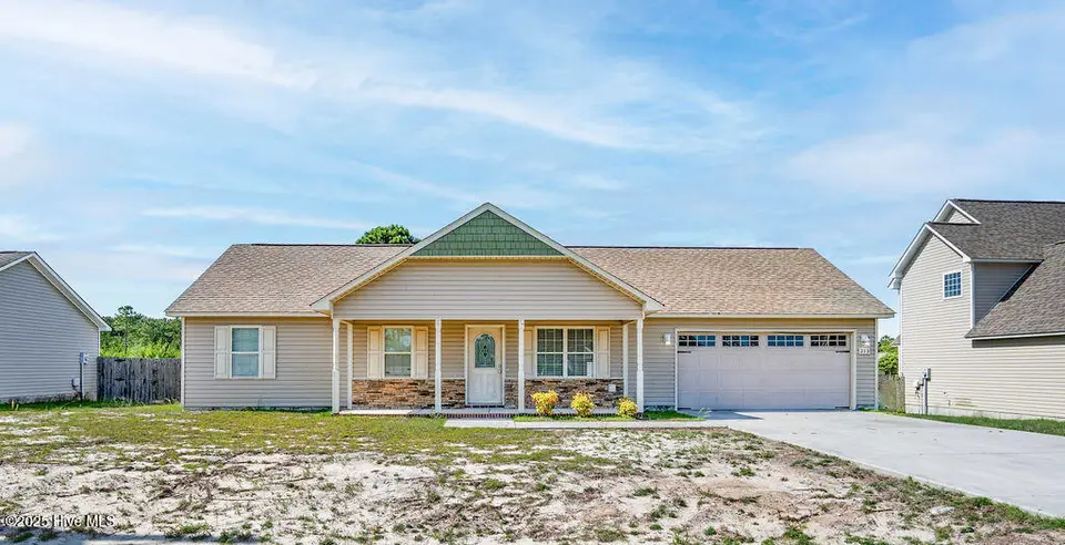 213 Lockwood Court, Hubert, NC 28539 – photo 1 of 42: DSC_9062-Edit