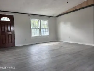 383 Woodside Drive, Hampstead, NC 28443 — 3-bedroom manufactured home in Creekside Estates, Hampstead, NC, photo 6 of 18: IMG_1788