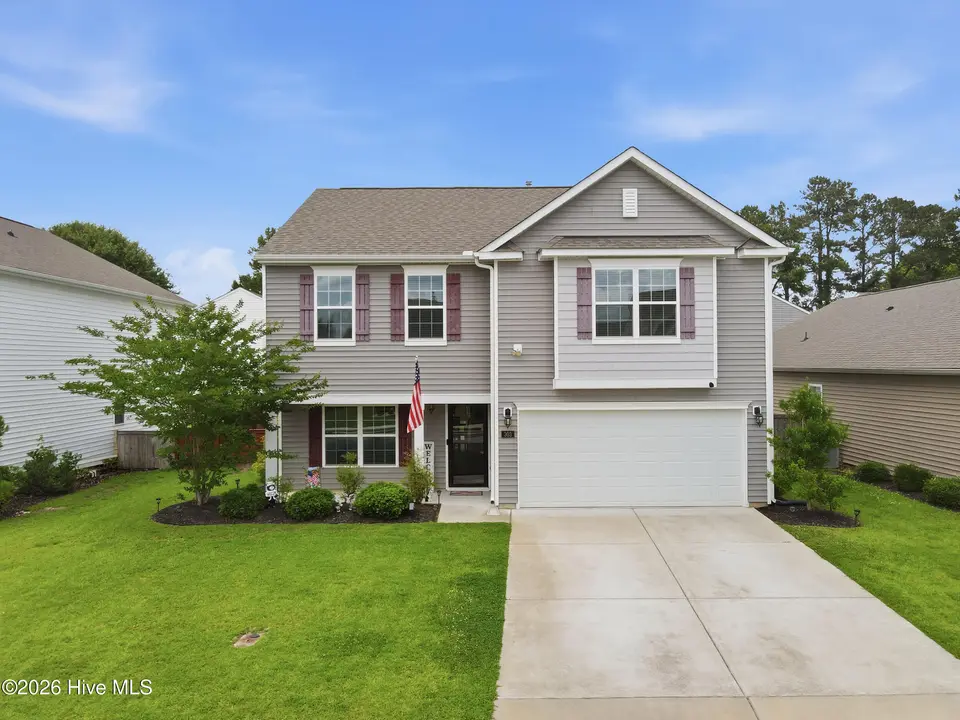 303 Ginger Drive, New Bern, NC 28560 – photo 1 of 38: 303 Ginger Drive, New Bern, NC 28560