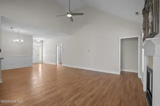324 Foxwood Lane, Wilmington, NC 28409 – photo 8: 31-web-or-mls-DSC02416