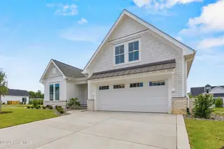 633 Waterstone Drive, Wilmington, NC 28411 – photo 4: 633 Waterstone Drive