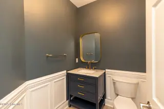 130 Tamarisk Lane, Pinehurst, NC 28374 – photo 5: powder room