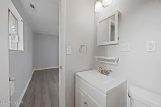 401 Ramsey Drive, Jacksonville, NC 28540 – photo 13: 13-web-or-mls-401 Ramsey Dr. 15
