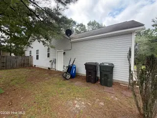 165 Pecan Lane, Aberdeen, NC 28315 – photo 4: left side