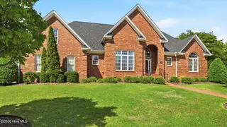 2025 Cornerstone Drive, Winterville, NC 28590 – photo 3: 2-web-or-mls-2025Cornerstone_003