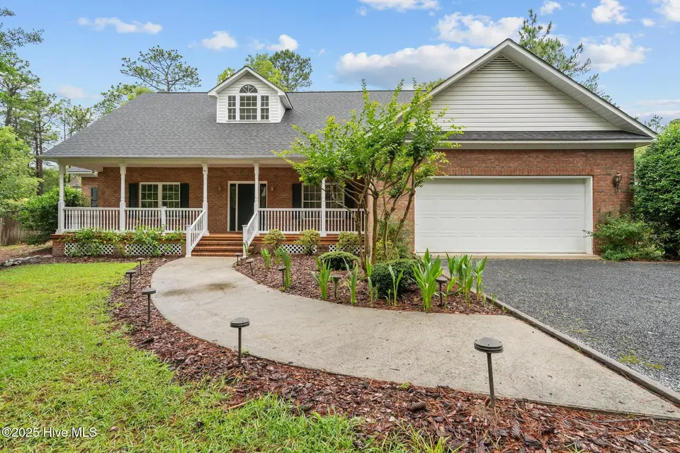 10 Lodge Pole Lane, Pinehurst, NC 28374 – photo 1 of 41: Welcome HOME