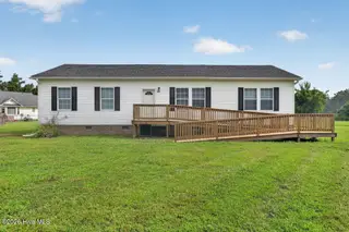 304 Forsythe Lane, New Bern, NC 28560 – photo 1: IMG_4642