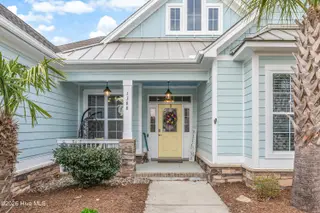 1388 Dunes Boulevard SW, Ocean Isle Beach, NC 28469 – photo 5: ENTRANCE