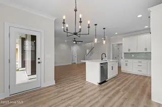 120 Pine View Boulevard, Beaufort, NC 28516 – photo 6: Dining/ Living Area