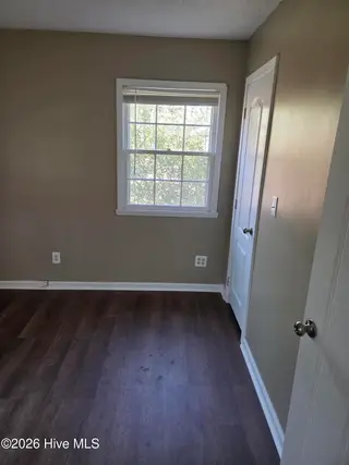 802 Eagle Road, Kinston, NC 28501 – photo 12: 20260314_161033
