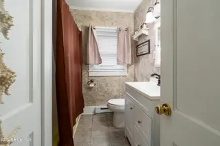 411 Spartanburg Avenue, Carolina Beach, NC 28428 – photo 19: Bathroom