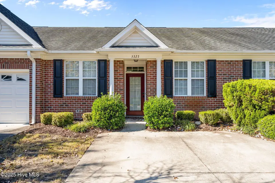 5323 Christian Drive, Wilmington, NC 28403 – photo 1 of 60: 2-web-or-mls-DSC00108