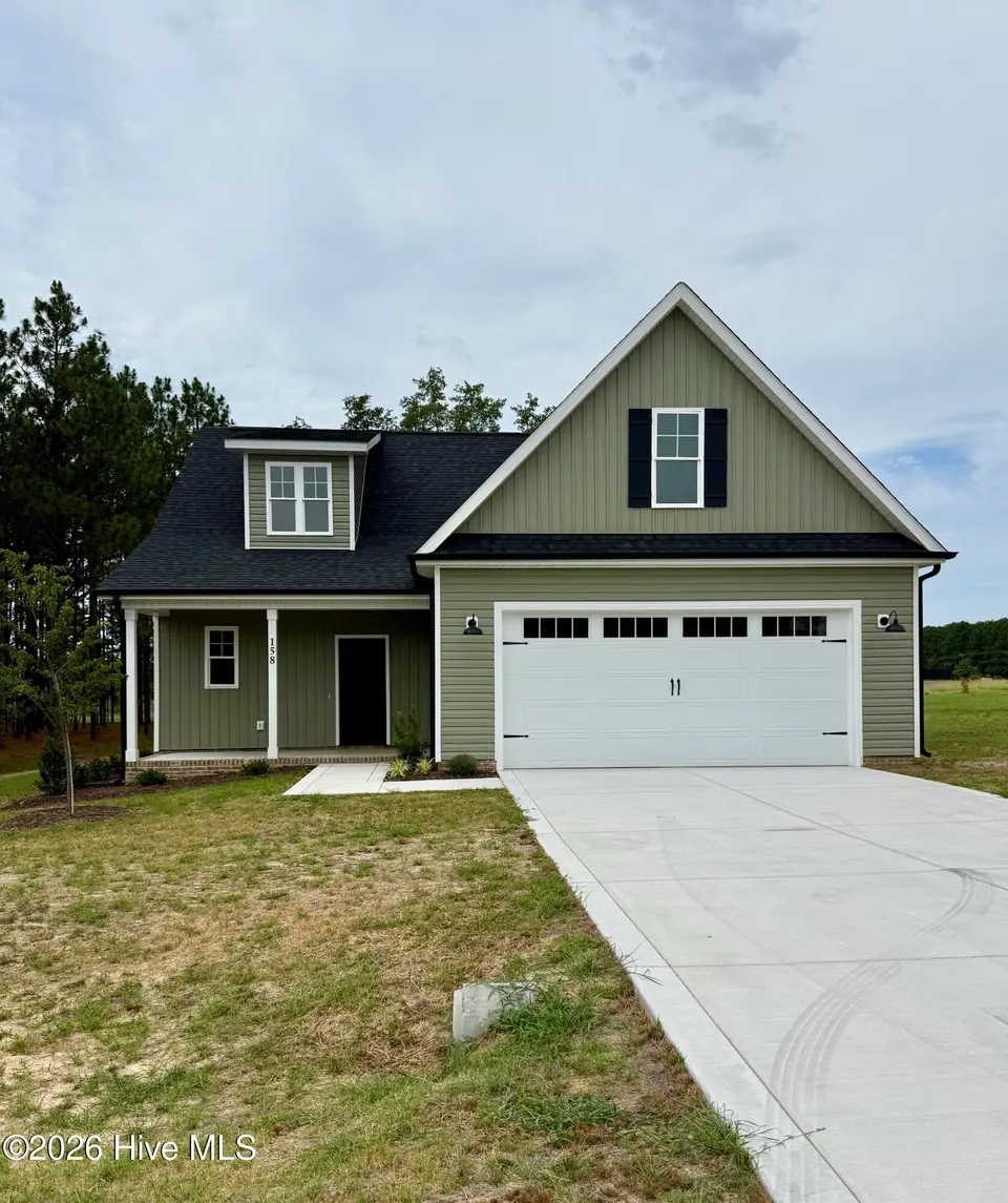 158 Spring Meadows Drive, Aberdeen, NC 28315 – photo 1 of 22: IMG_3709