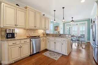 6208 Devonshire Drive, Wilson, NC 27896 — 4-bedroom home in SouthPointe, Wilson, NC, photo 18 of 68: Kitchen 3