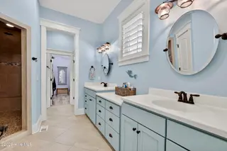 1225 Searay Lane, Carolina Beach, NC 28428 – photo 20: Primary Suite bath