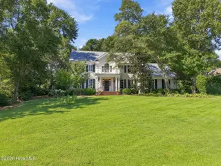 1924 London Lane, Wilmington, NC 28405 – photo 2: 2-web-or-mls-DJI_20260914113709_0948_D