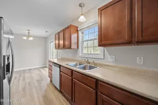 115 Laredo Drive, Jacksonville, NC 28540 – photo 14: 19-web-or-mls-115 Laredo Dr. 42