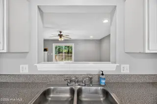 4132 Brook Creek Lane B, Greenville, NC 27858 – photo 14: DSC_2253